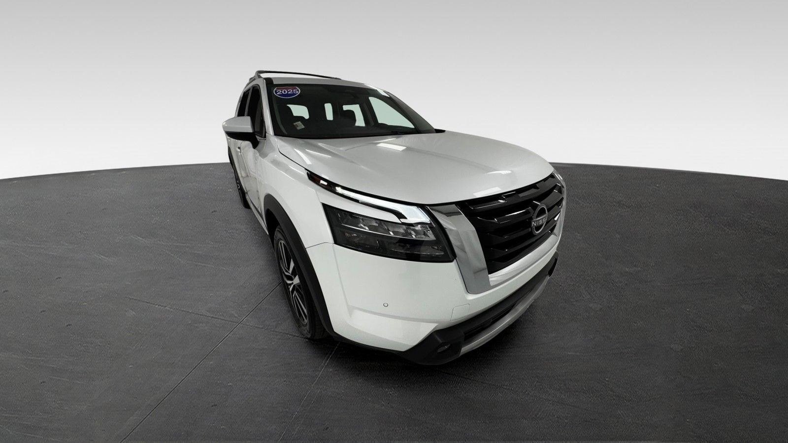 Certified 2025 Nissan Pathfinder Platinum