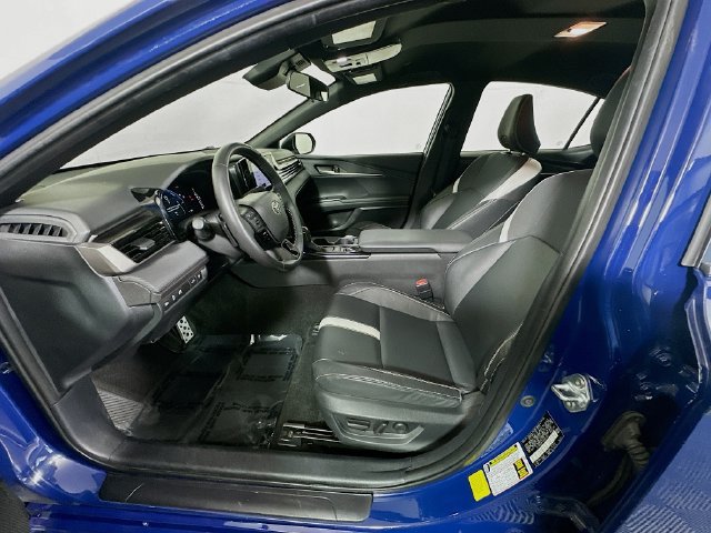Certified 2025 Toyota Camry SE FWD image 13