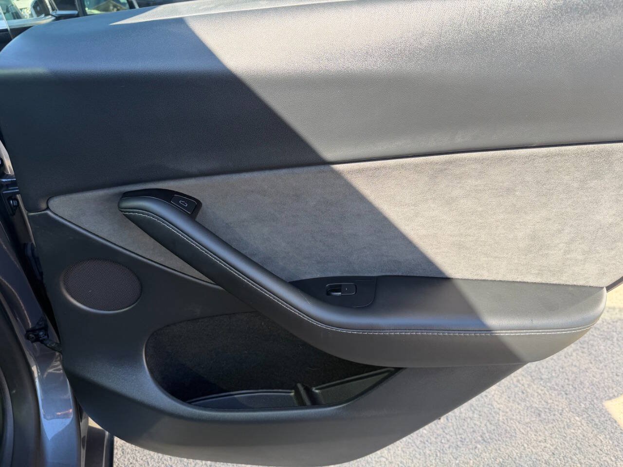 Used 2023 Tesla Model Y Performance AWD/4WD image 33