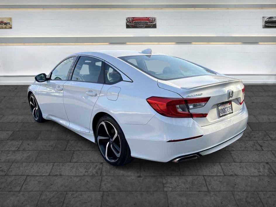 Used 2018 Honda Accord Sport image 5