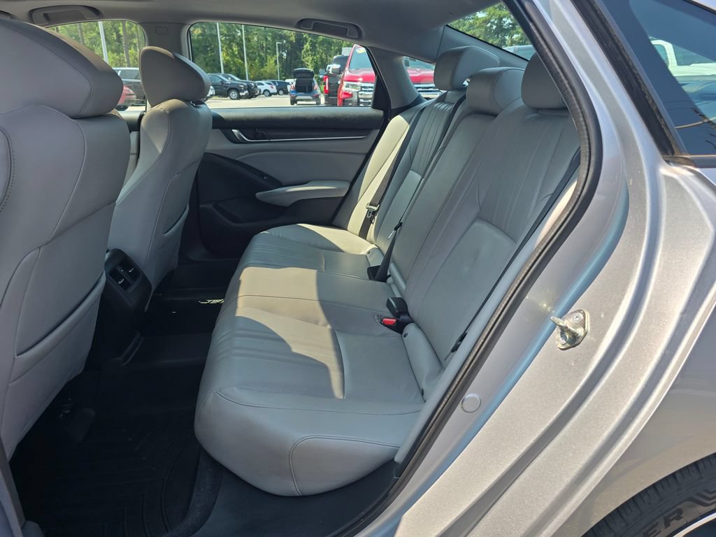 Used 2018 Honda Accord EX-L image 25