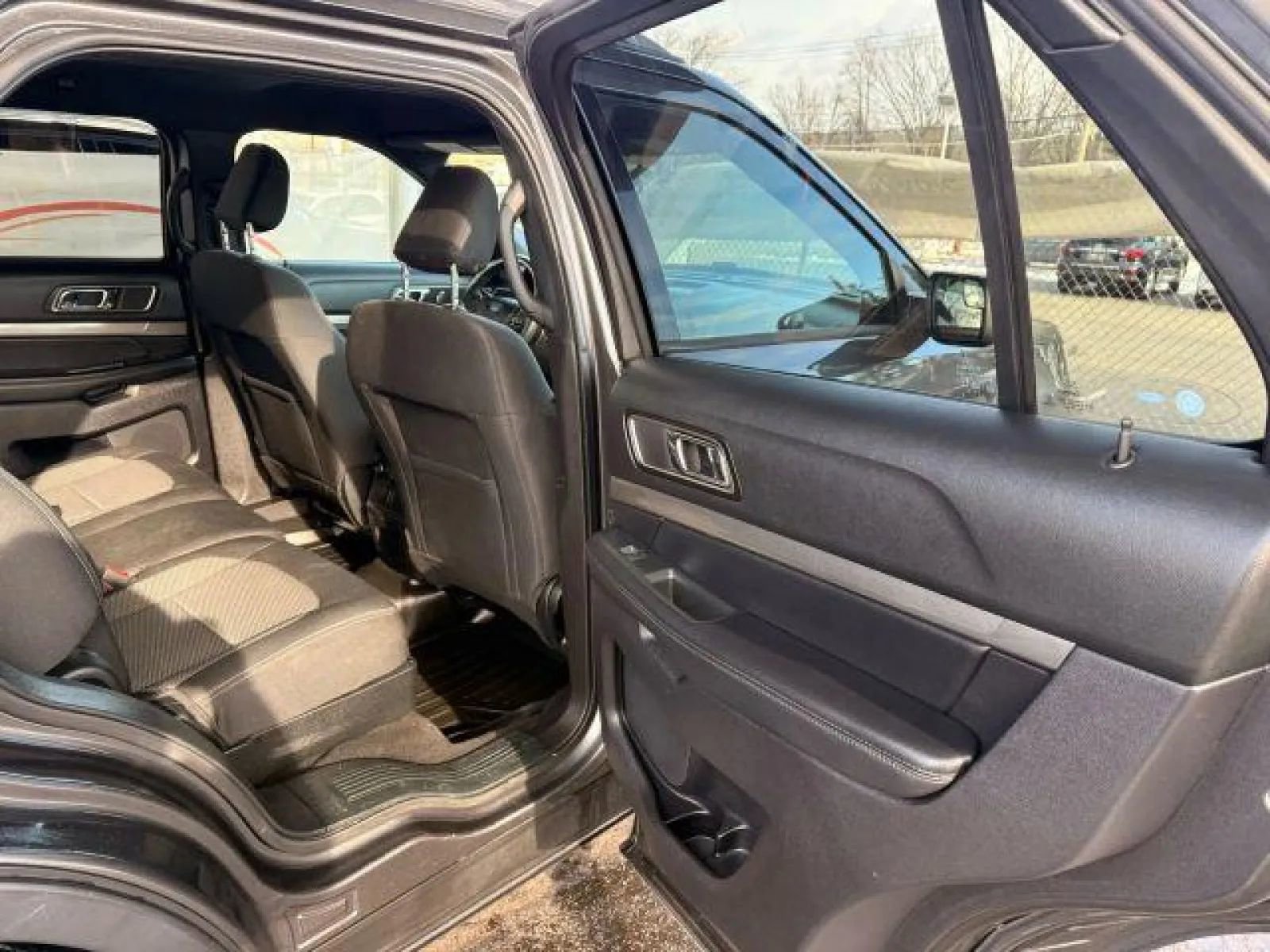 Used 2019 Ford Explorer XLT image 20