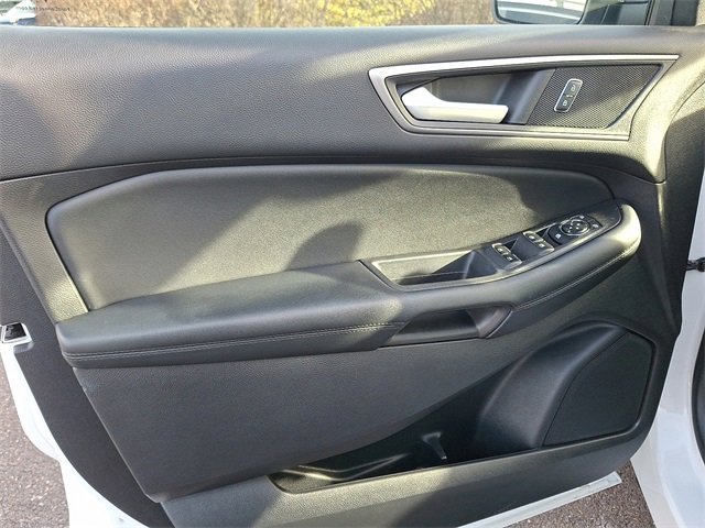 Used 2021 Ford Edge SEL w/ Convenience Package image 12