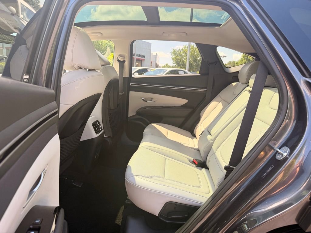Used 2024 Hyundai Tucson Limited AWD/4WD image 14