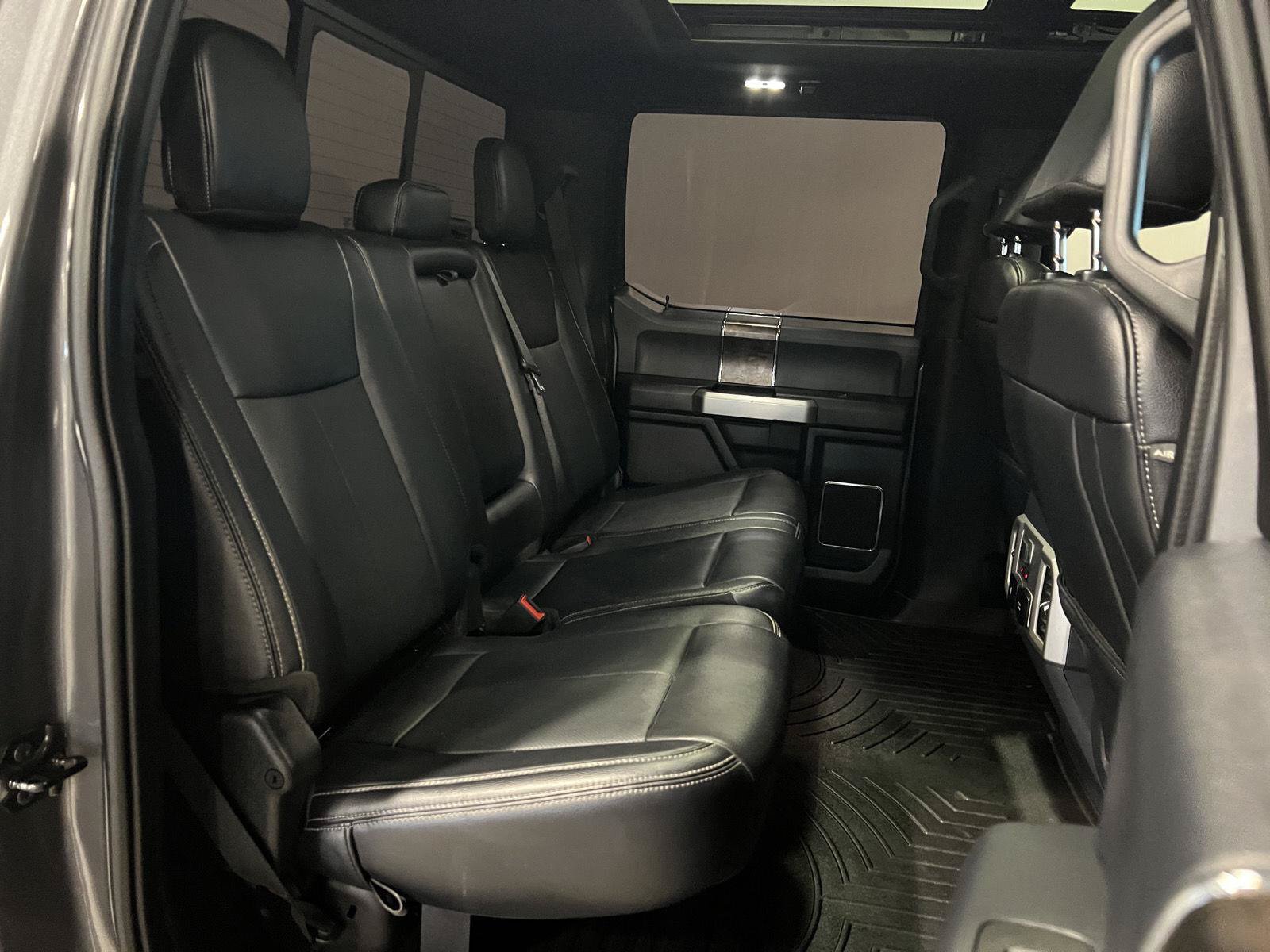 Used 2022 Ford F350 Lariat w/ Lariat Ultimate Package AWD/4WD image 36