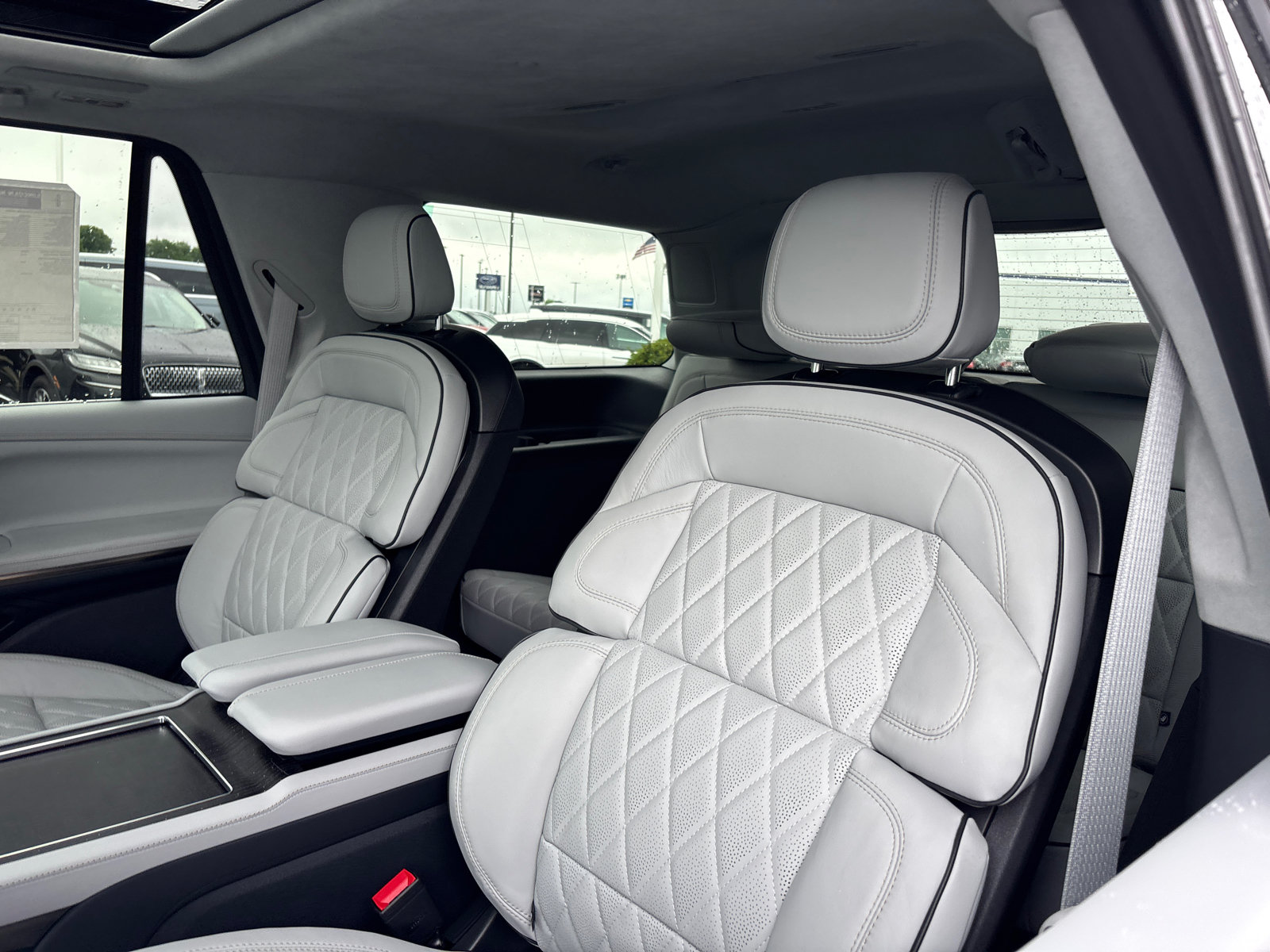 New 2026 Lincoln Navigator Black Label AWD/4WD image 26