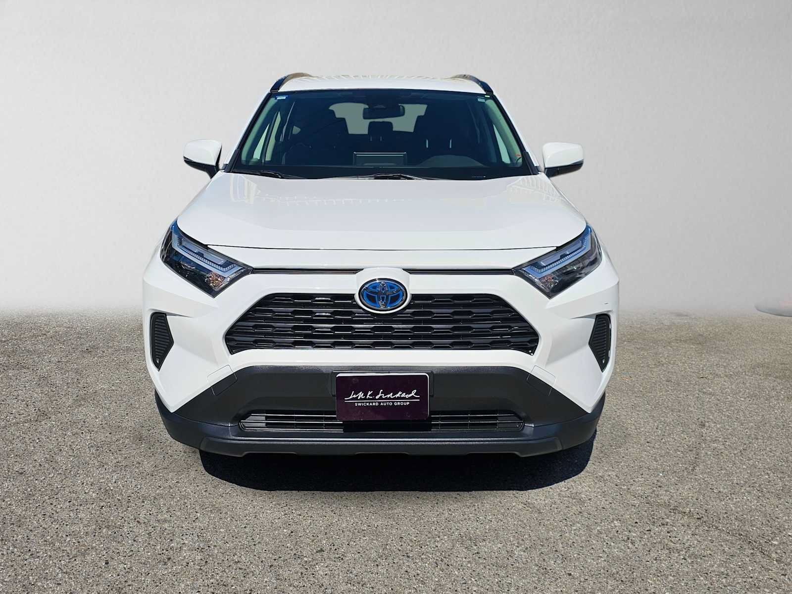Used 2023 Toyota RAV4 LE AWD/4WD image 8
