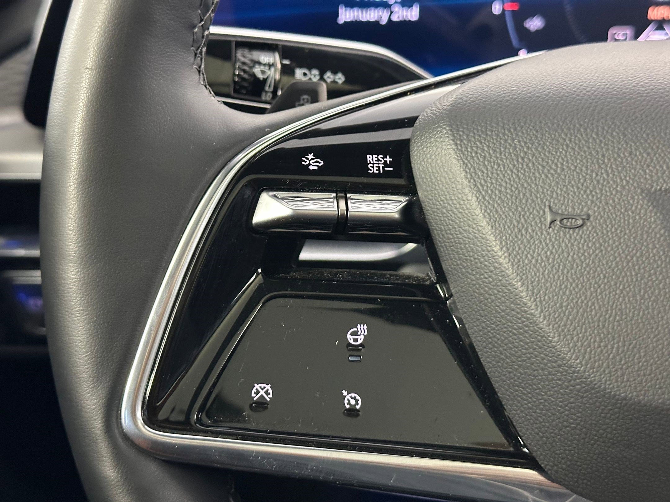 Used 2024 Cadillac Lyriq Sport image 13