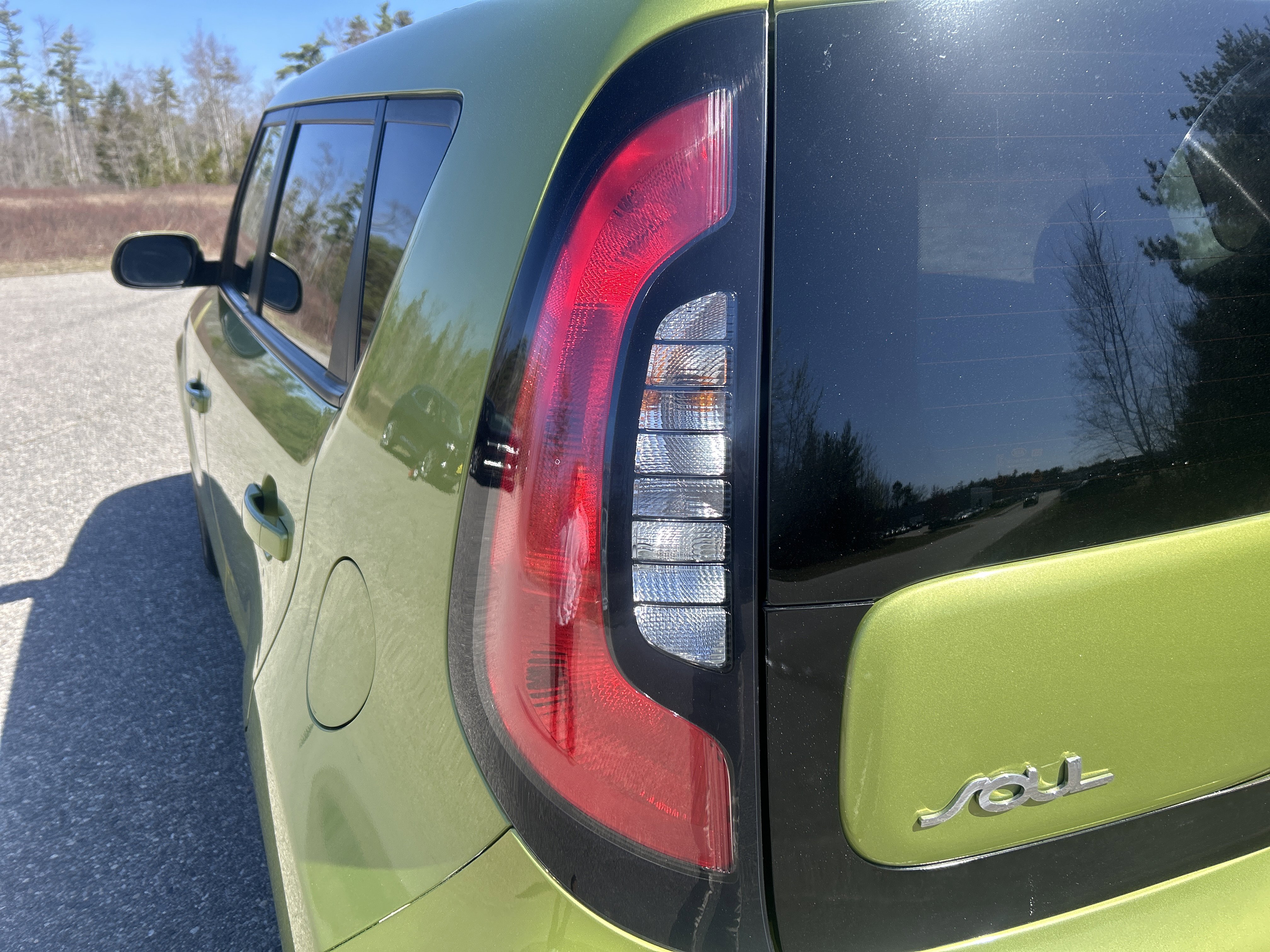 Used 2017 Kia Soul FWD image 12