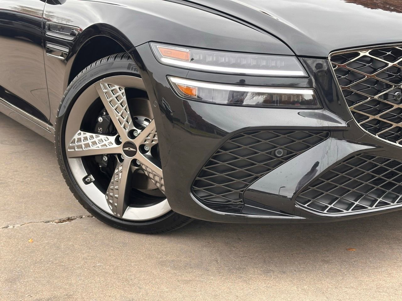 Used 2025 Genesis G80 3.5T Sport Prestige image 4