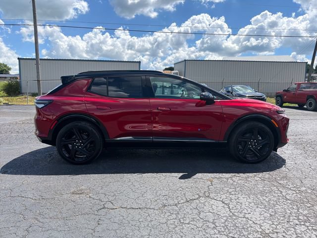 New 2026 Chevrolet Equinox EV RS w/ Active Safety Package 3 AWD/4WD image 6
