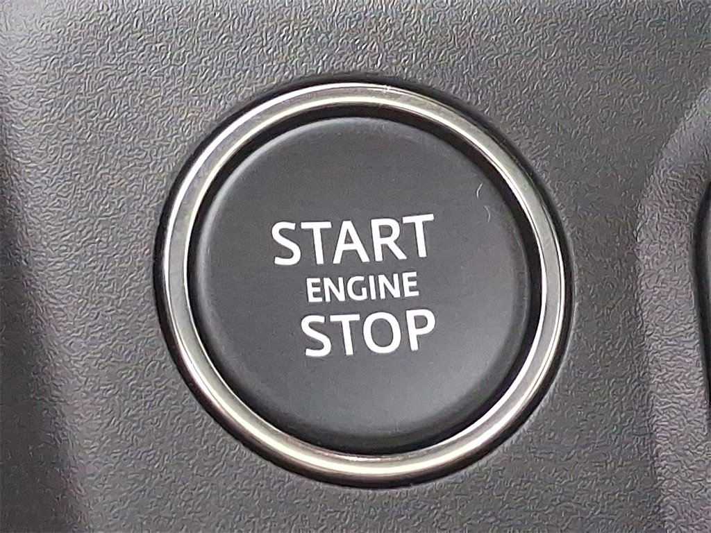 New 2026 Land Rover Defender 110 S image 12