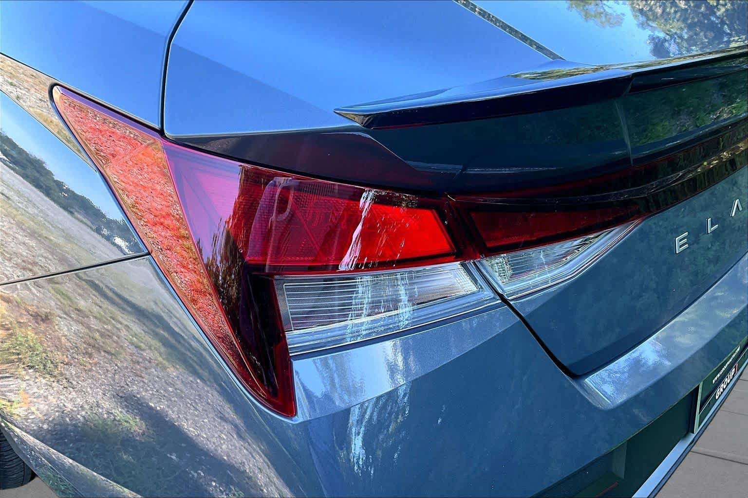 Used 2026 Hyundai Elantra SEL Sport FWD image 29