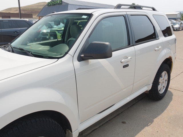 Used 2010 Mercury Mariner 4WD image 7