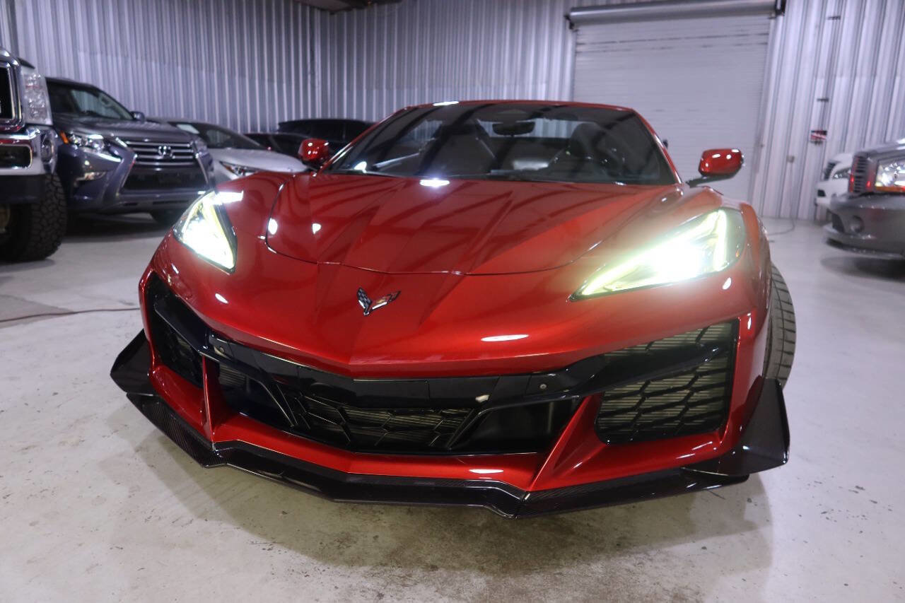 Used 2024 Chevrolet Corvette Z06 w/ Z07 Performance Package image 46