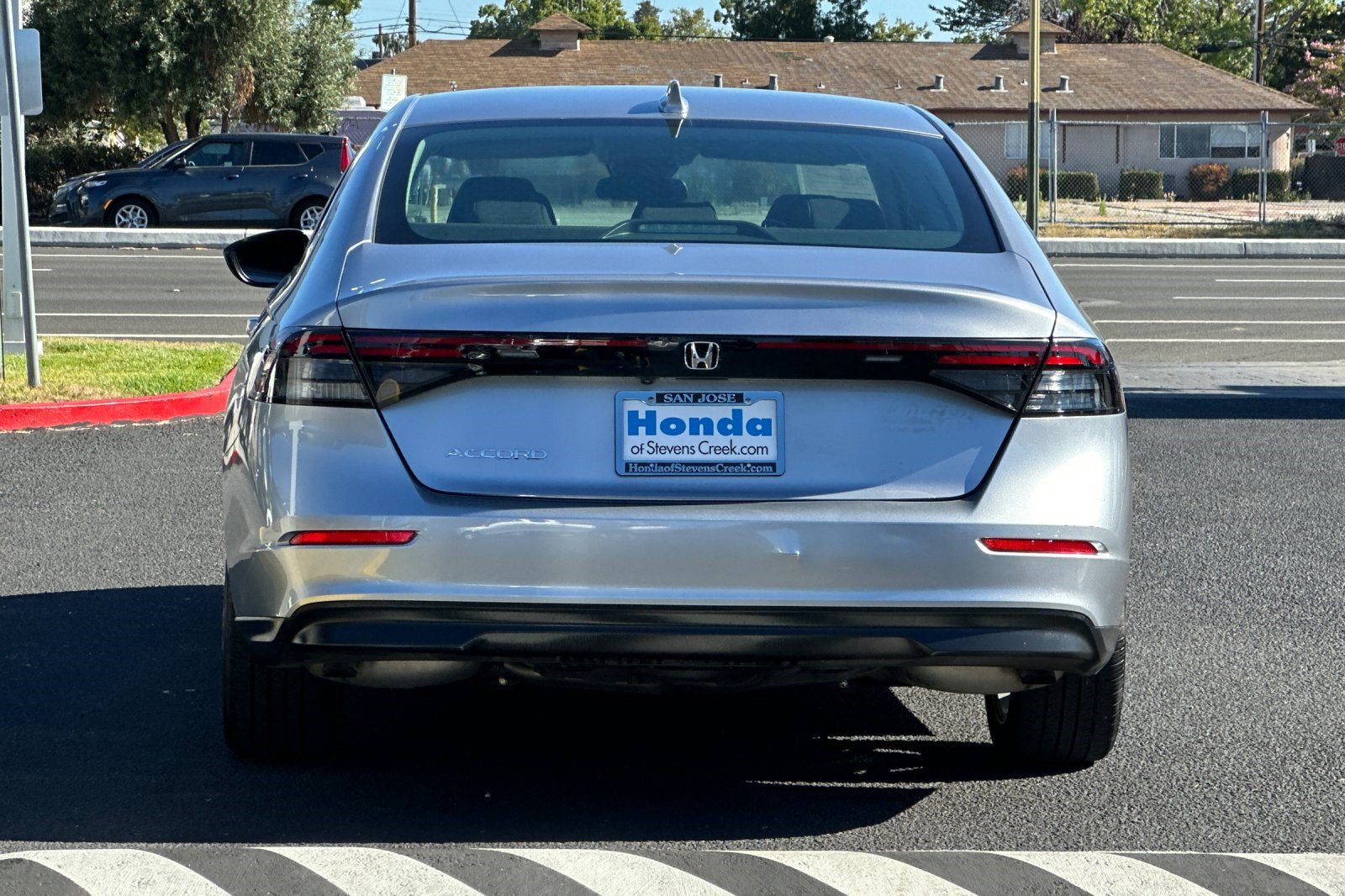 Used 2023 Honda Accord LX image 9