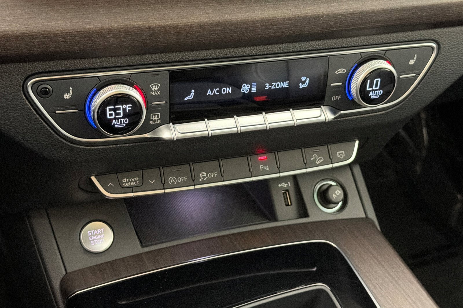 Used 2023 Audi Q5 2.0T Premium w/ Convenience Package image 19