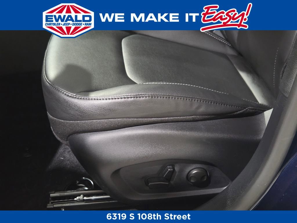 New 2026 Jeep Compass Limited image 14