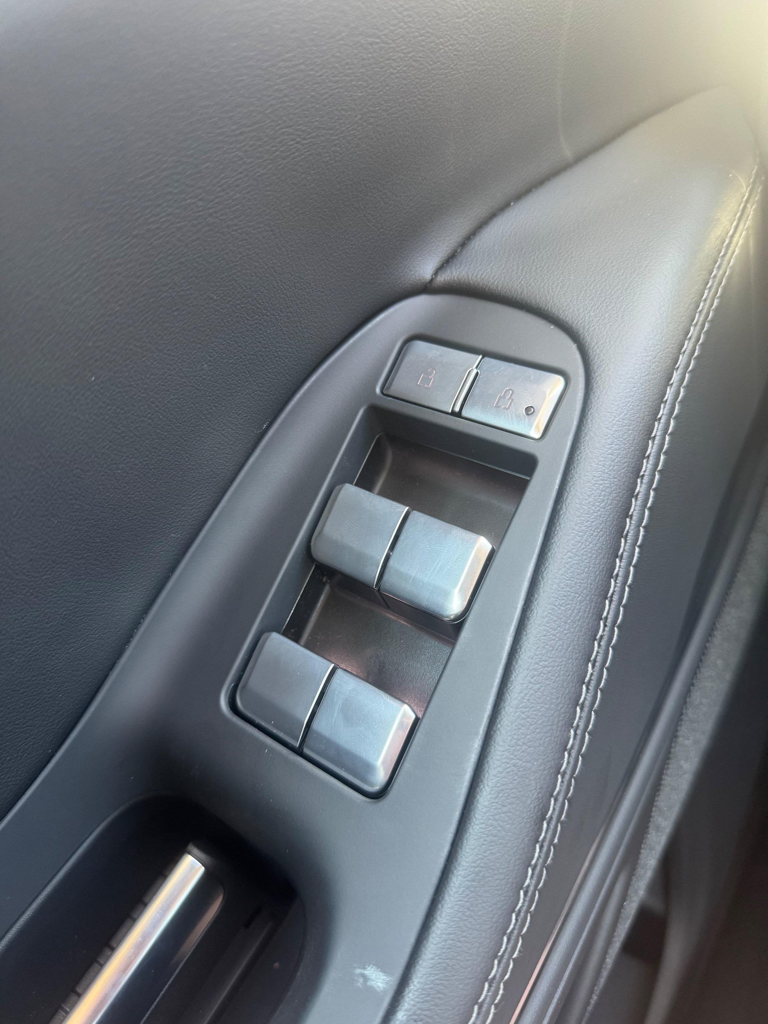 New 2025 Lincoln Navigator L Reserve AWD/4WD image 11