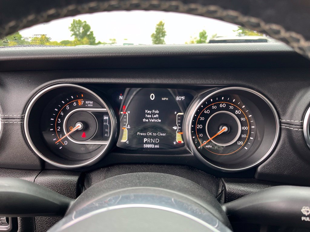 Used 2020 Jeep Gladiator Overland AWD/4WD image 23