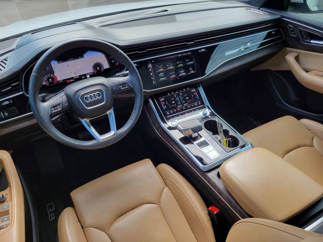 Used 2020 Audi Q8 Prestige w/ Prestige Package image 24