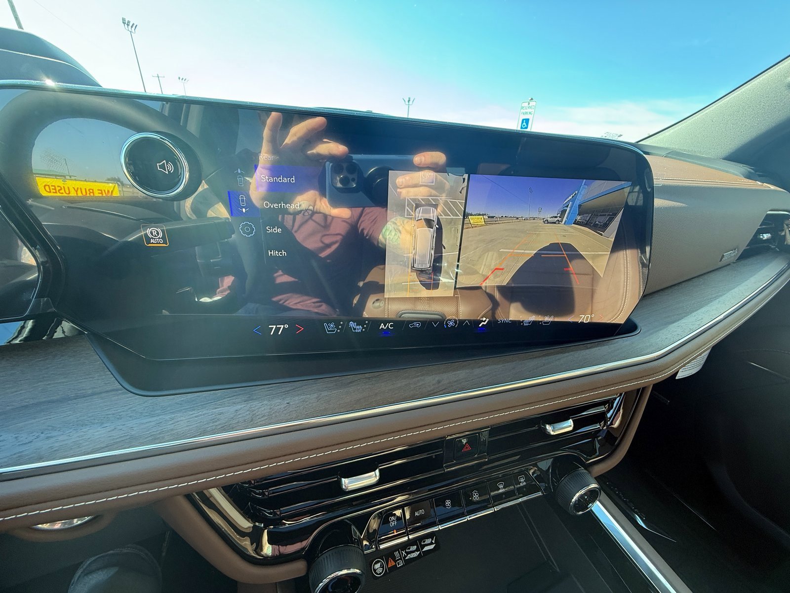 New 2026 Chevrolet Suburban High Country image 12