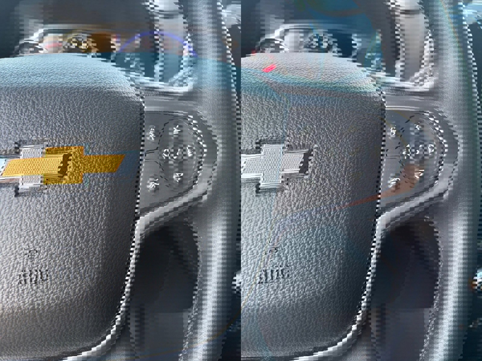 Used 2022 Chevrolet Traverse Premier w/ LPO, 'HIT The Road' Package image 31