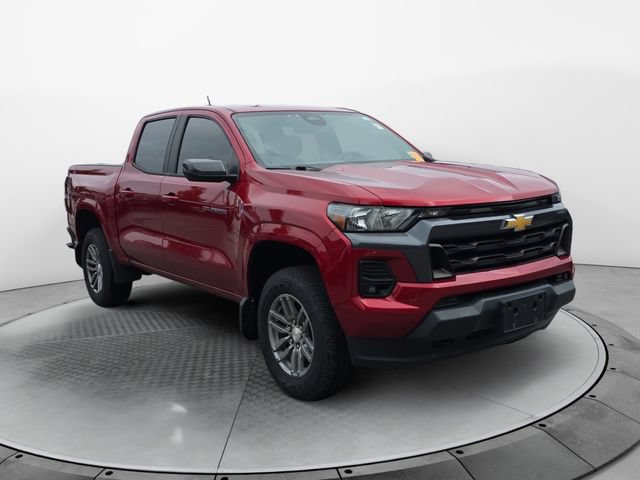 Used 2023 Chevrolet Colorado LT w/ LT Convenience Package II AWD/4WD image 7