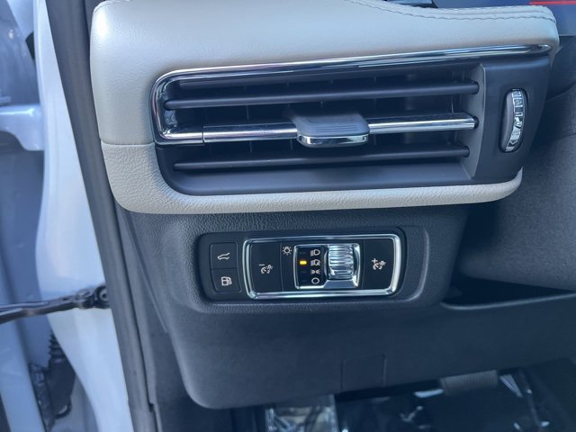 Used 2025 Lincoln Corsair Grand Touring w/ Equipment Group 301A image 42