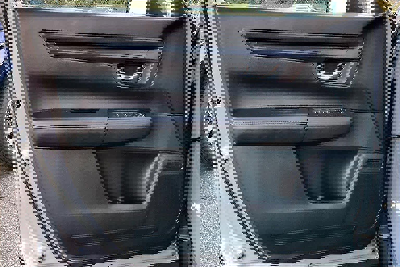 Used 2023 Honda CR-V LX image 20