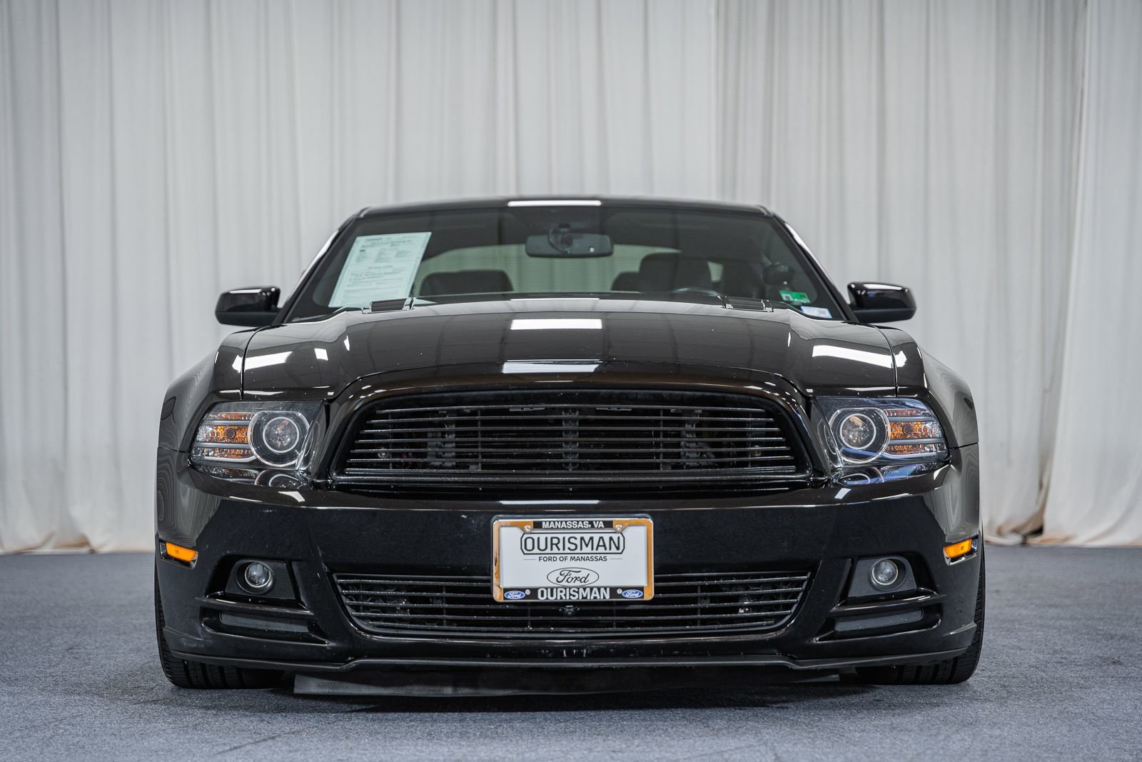 Used 2013 Ford Mustang GT RWD image 2