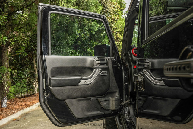 Used 2014 Jeep Wrangler Unlimited Rubicon AWD/4WD image 44
