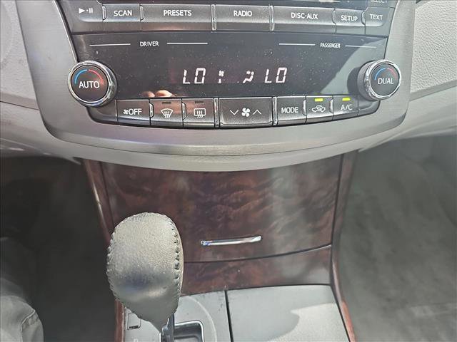 Used 2012 Toyota Avalon image 17