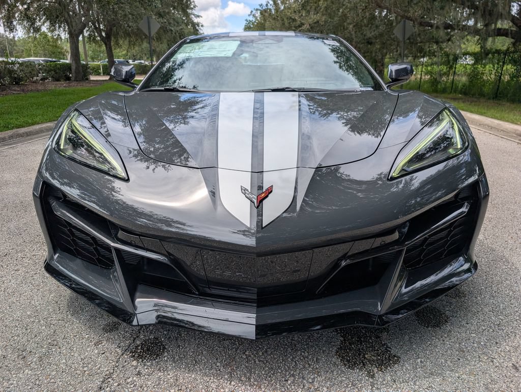 New 2027 Chevrolet Corvette Grand Sport w/ Z52 Sport Performance Package RWD image 2