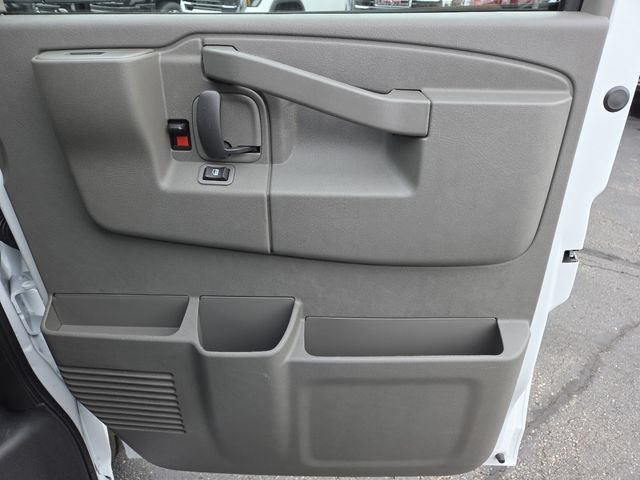 New 2026 Chevrolet Express 2500 w/ Driver Convenience Package RWD image 22