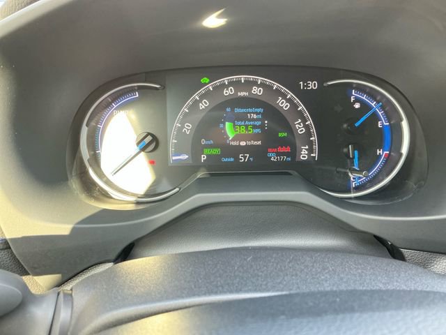 Used 2024 Toyota RAV4 SE image 21