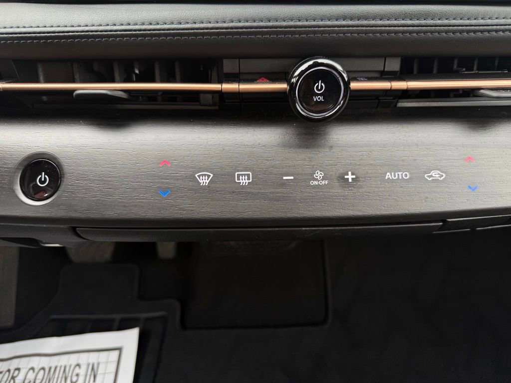 Certified 2024 Nissan Ariya FWD image 28