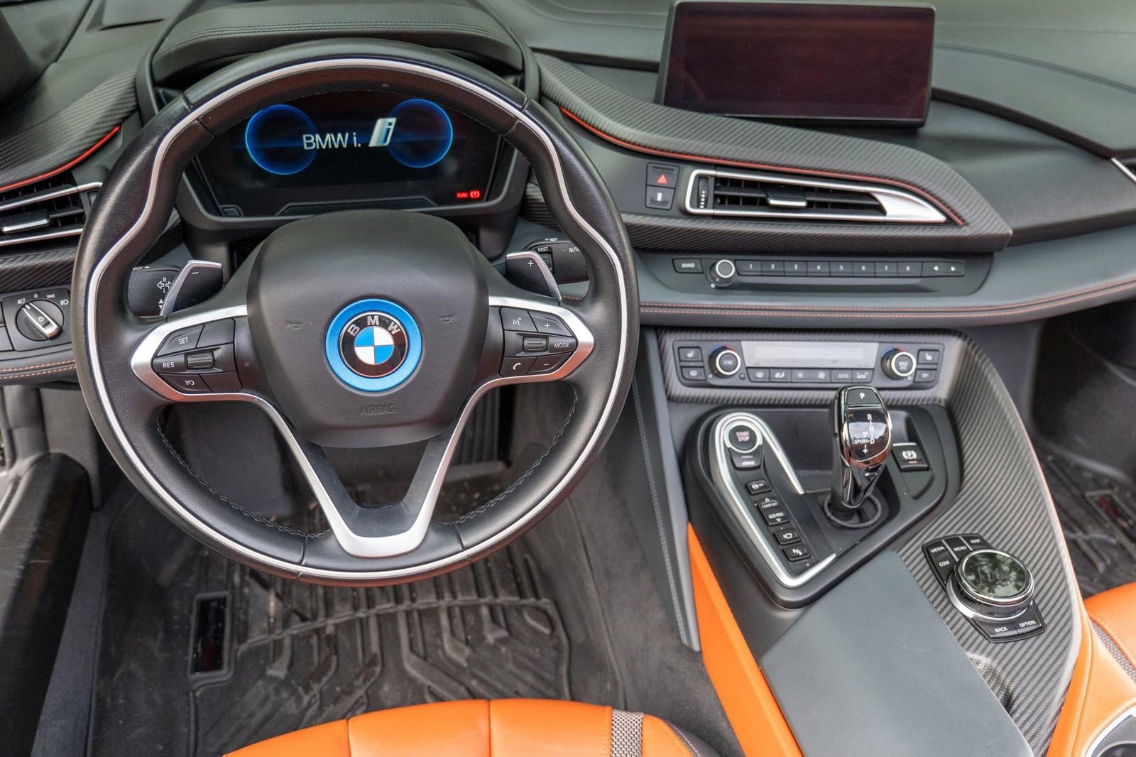 Used 2019 BMW i8 Roadster AWD/4WD image 42