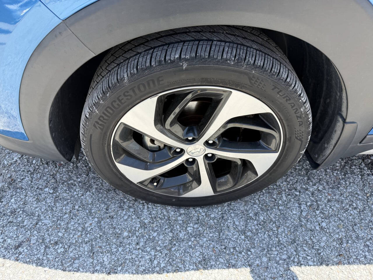 Used 2017 Hyundai Tucson Sport FWD image 30