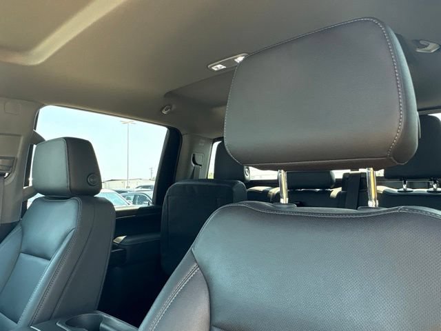 Used 2023 GMC Sierra 2500 SLT w/ SLT Premium Package AWD/4WD image 11