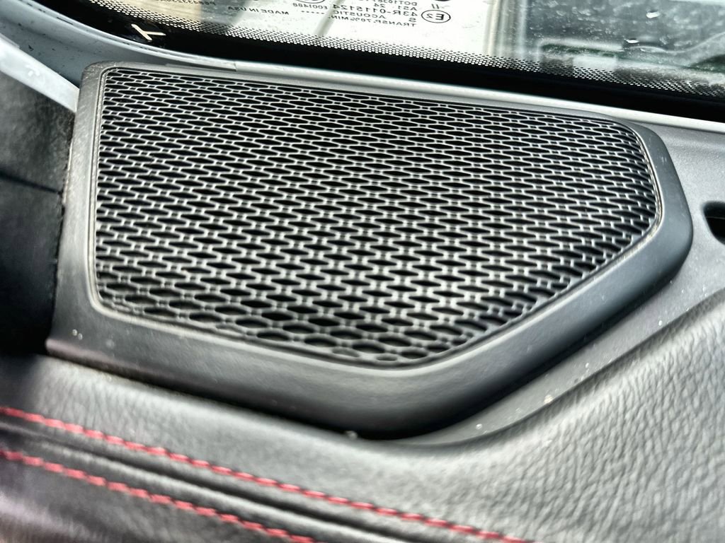 Used 2022 Jeep Gladiator Rubicon w/ Cold Weather Group AWD/4WD image 23