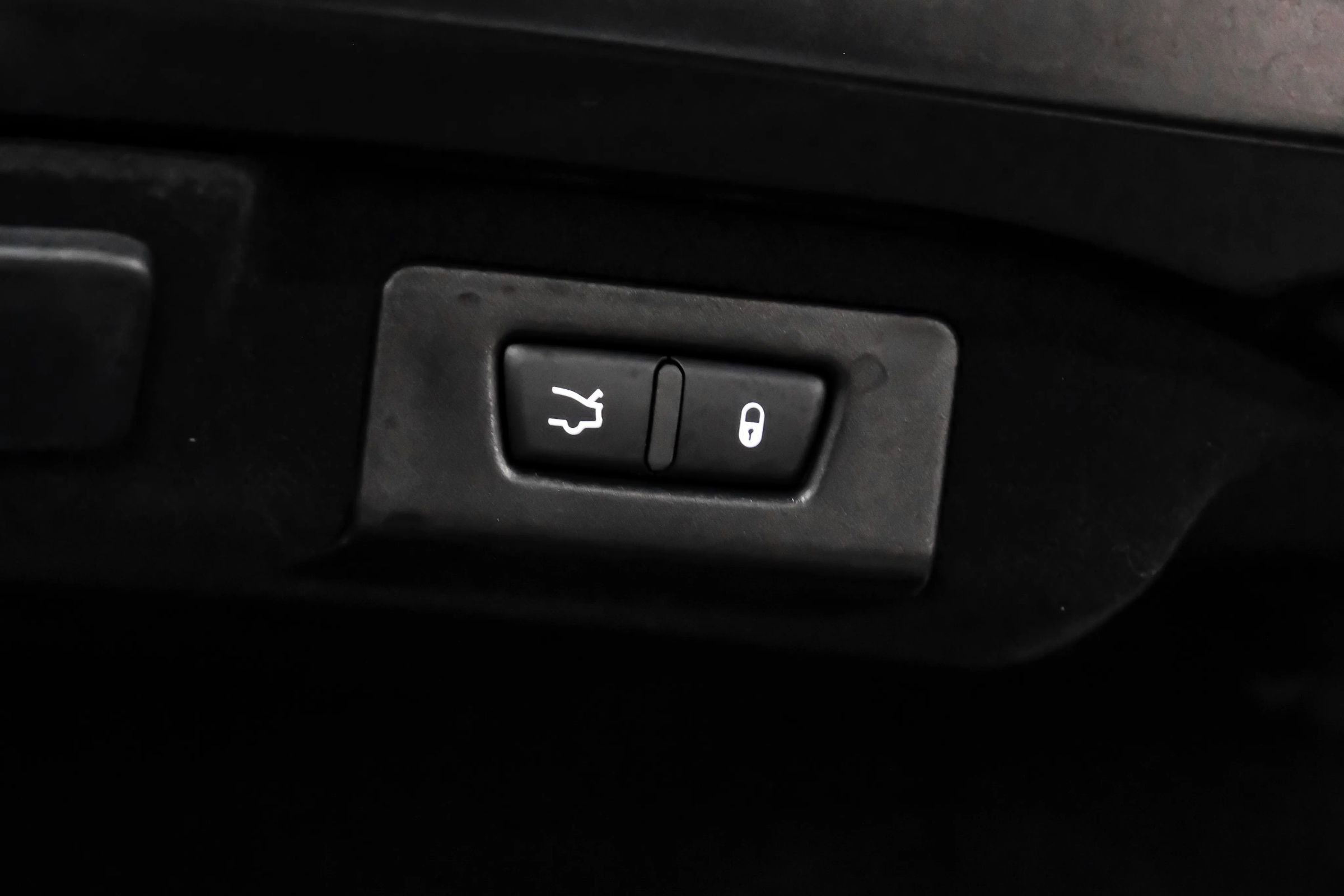 Used 2017 Maserati Ghibli w/ Luxury Package image 60