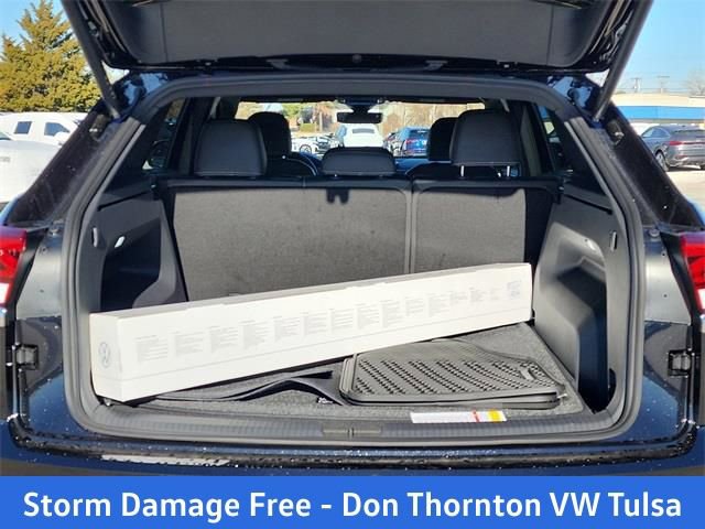 New 2026 Volkswagen Atlas Cross Sport SE image 6