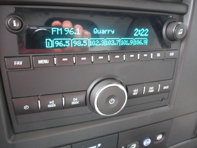 Used 2018 Chevrolet Express 2500 RWD image 13