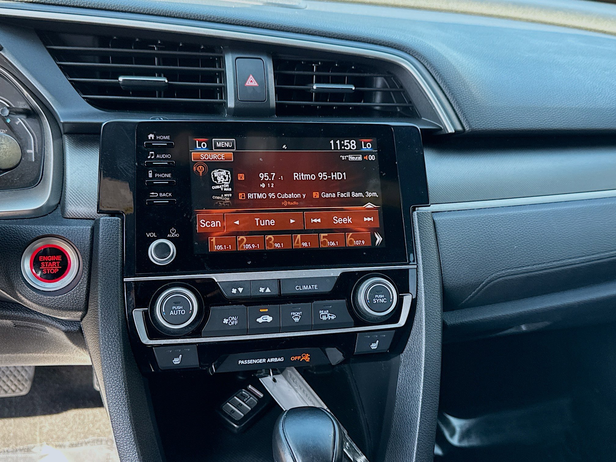 Used 2020 Honda Civic EX image 12