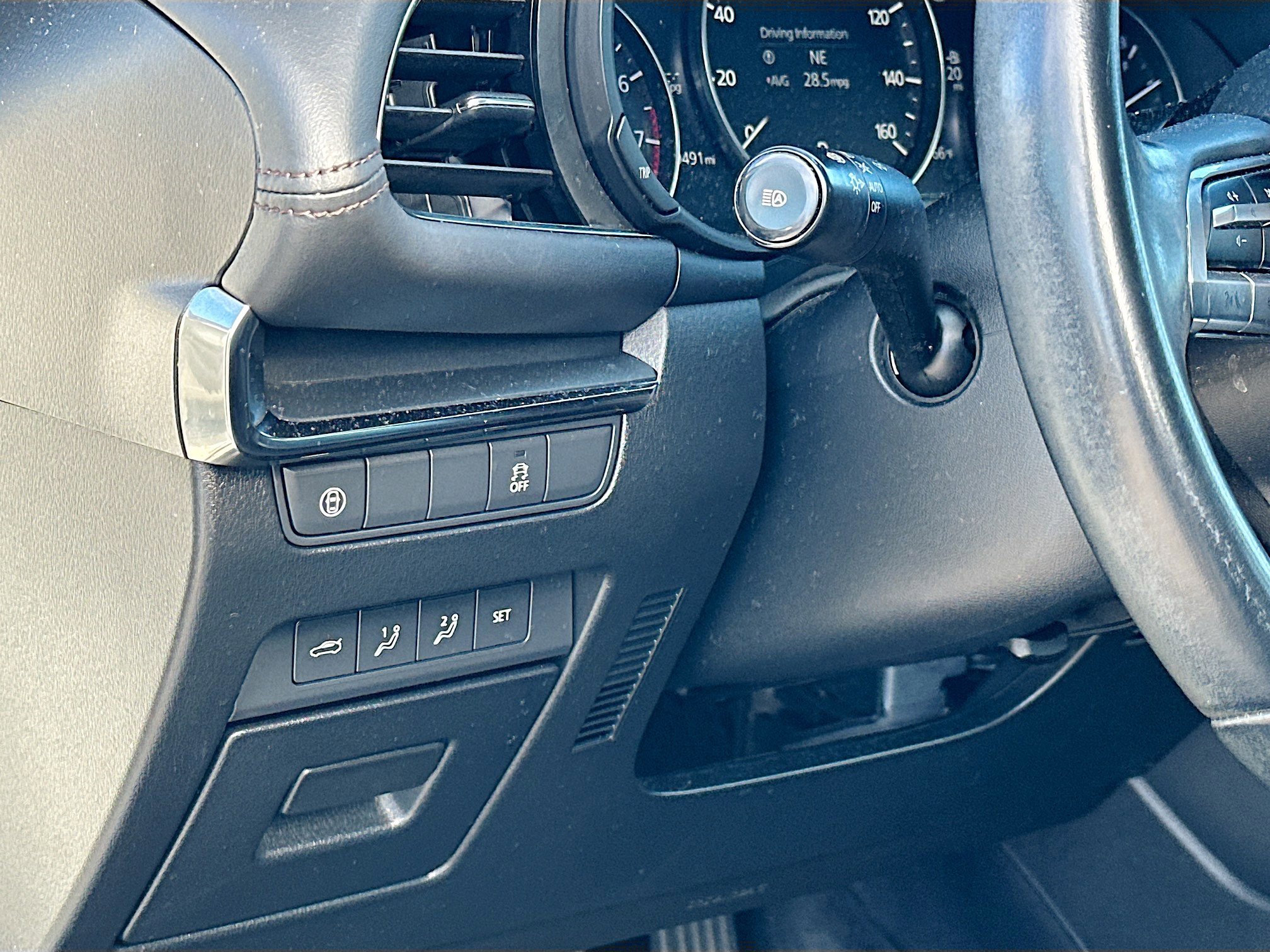 Used 2019 MAZDA MAZDA3 Sedan w/ Preferred Package image 10