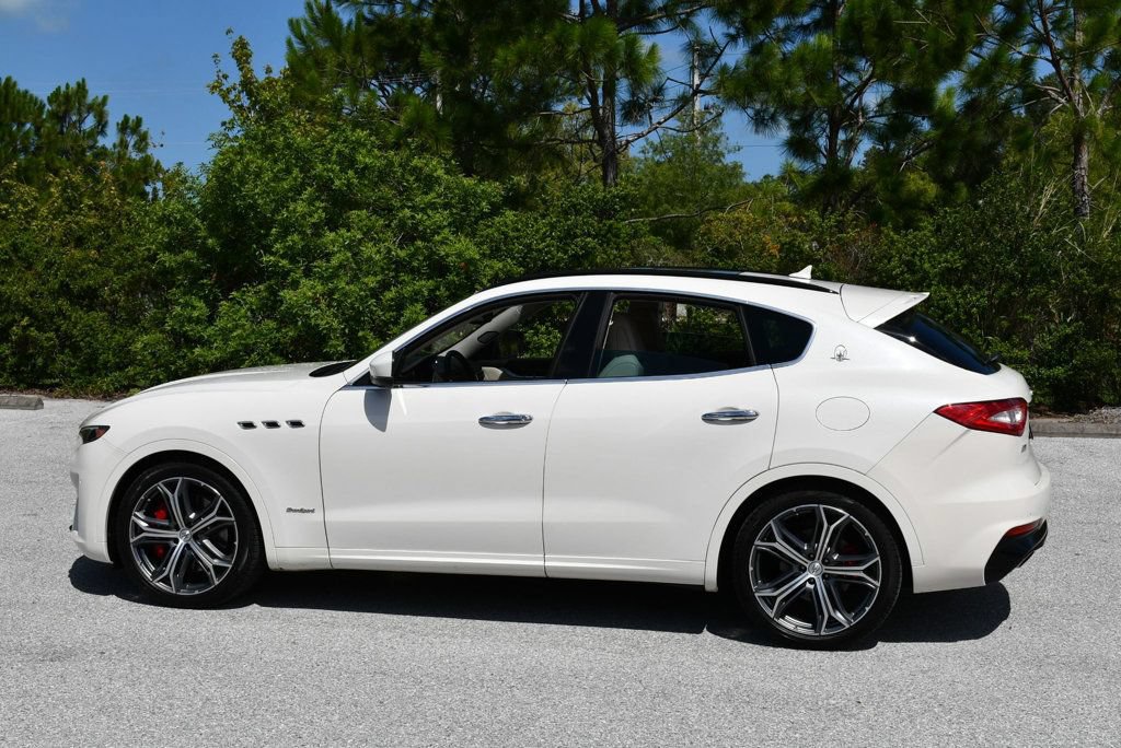Used 2019 Maserati Levante S GranSport AWD/4WD image 4