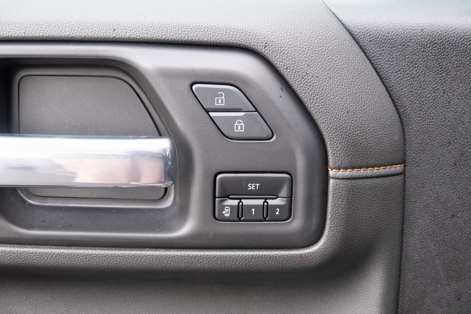 Used 2023 GMC Sierra 2500 AT4 w/ Gooseneck/5TH Wheel Package image 15