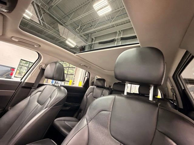 Used 2021 Kia Sorento S w/ Panoramic Sunroof Package FWD image 25