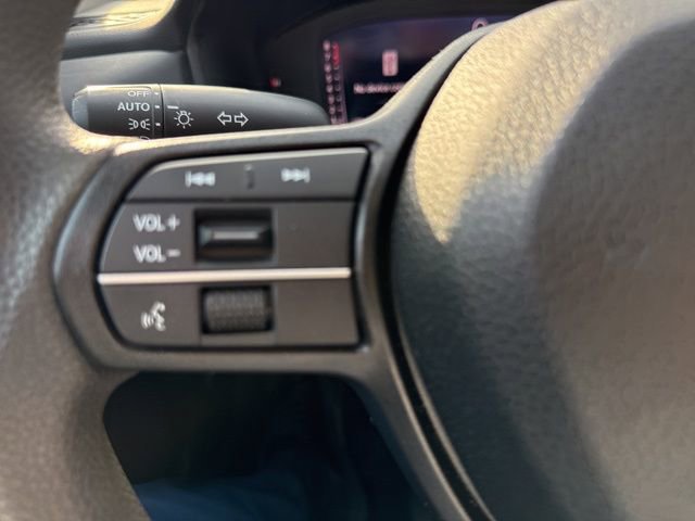 Certified 2024 Honda Accord EX image 22
